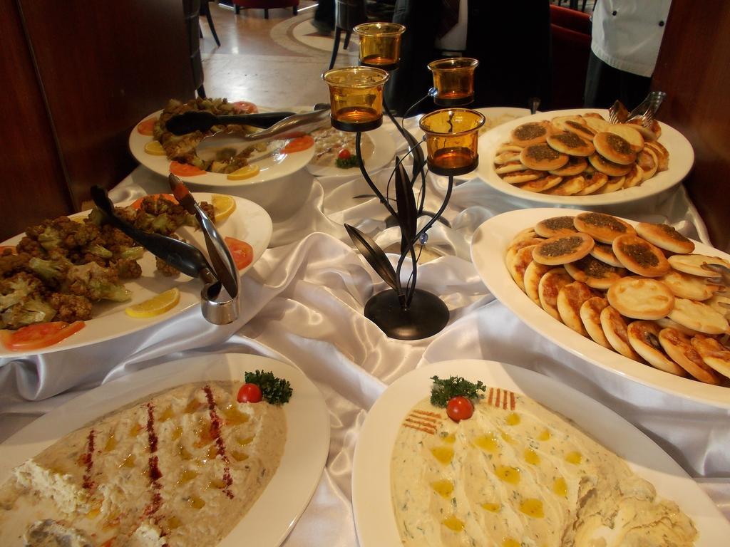 Musherib Hotel Doha Buitenkant foto